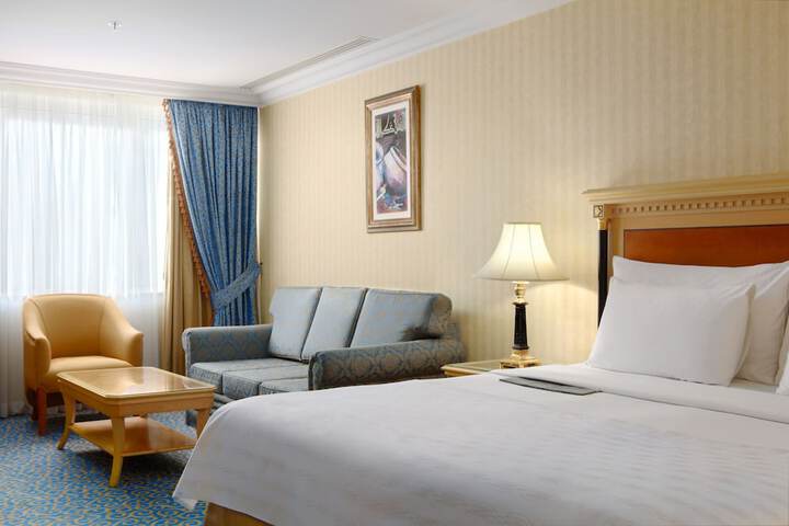 Room 14 of 31