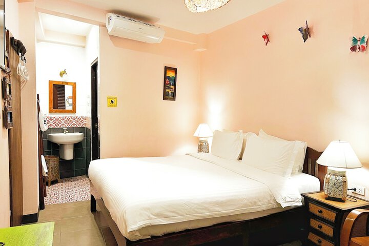 Room 30 of 62