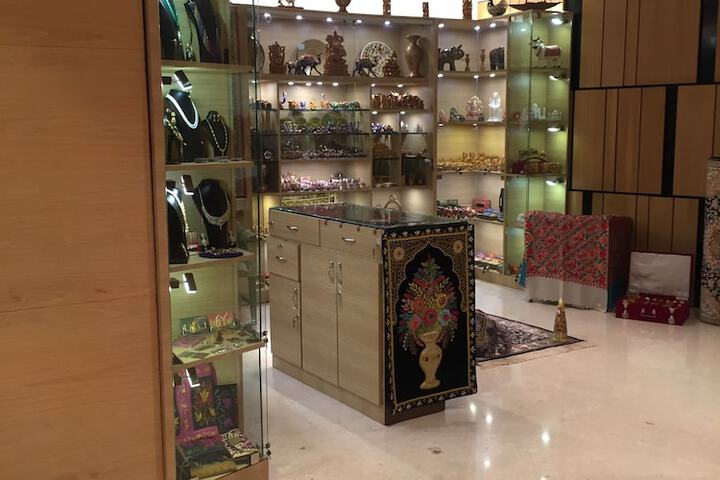 Gift Shop 53 of 81