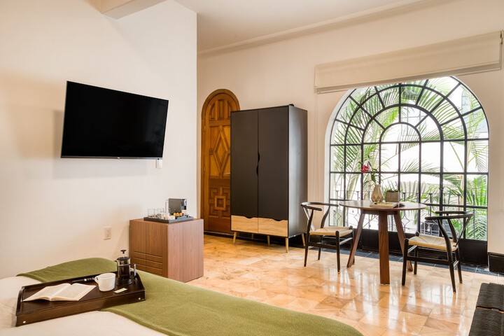Room 29 of 140