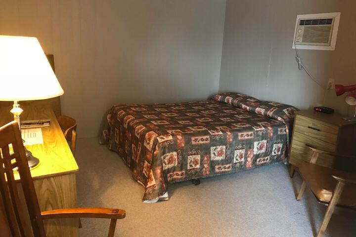 Room 8 of 51