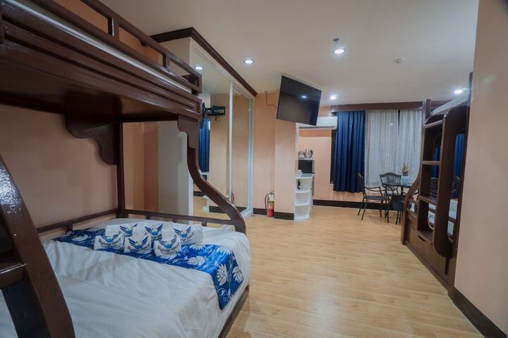Room 37 of 80