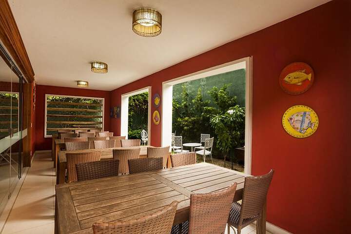 Breakfast area