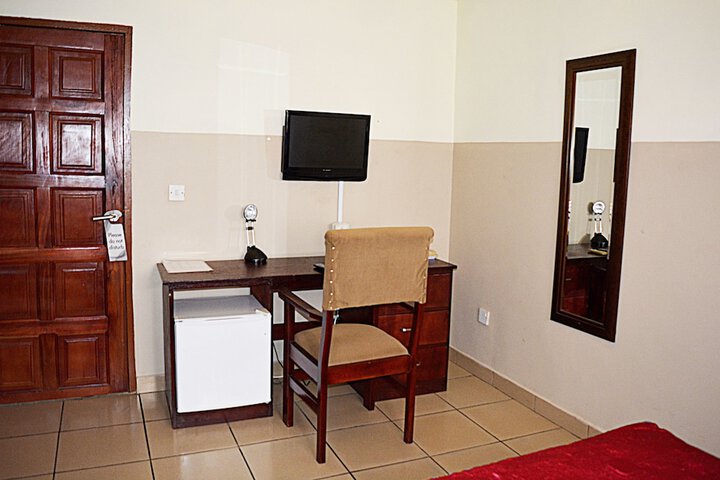 Room 7 of 50