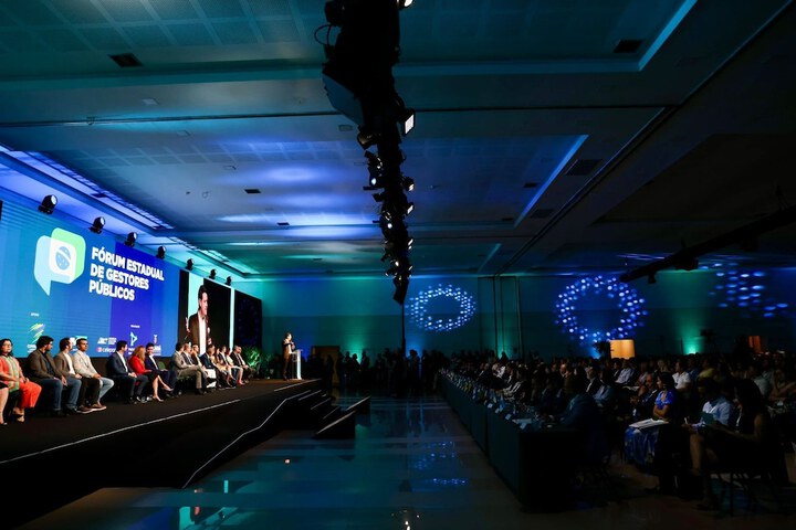 Ballroom/Hall 92 of 103