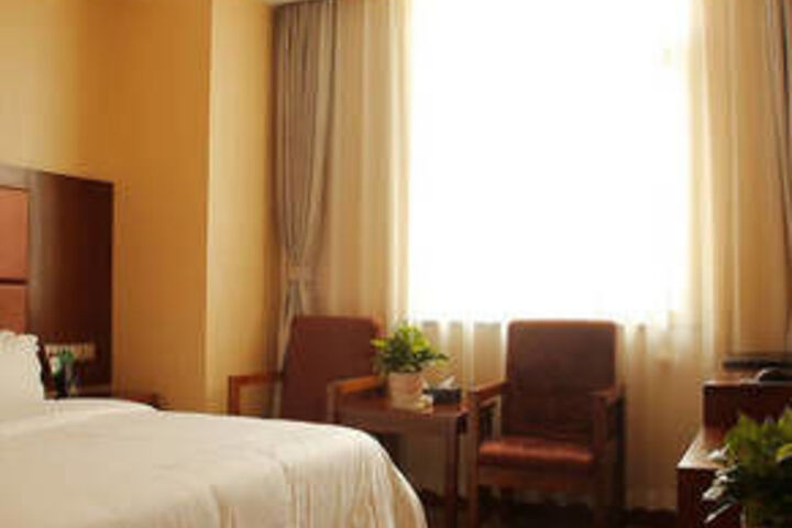 Room 17 of 50