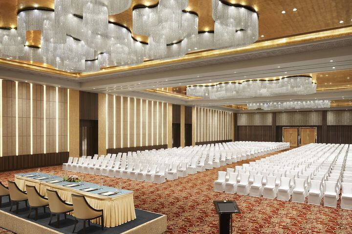 Ballroom/Hall 52 of 59