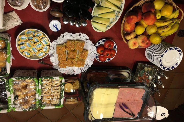 Breakfast/Coffee Service 18 of 23