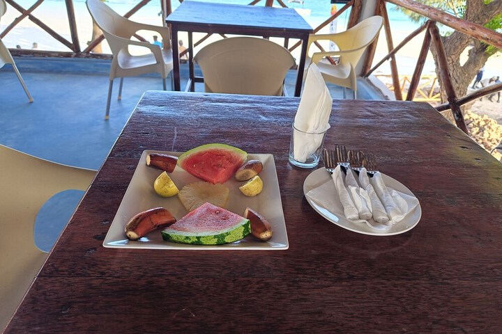 Breakfast/Coffee Service 24 of 35