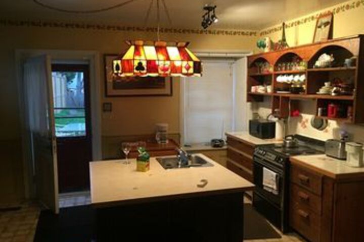 Room 33 of 41