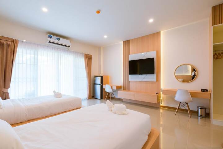 Room 27 of 71