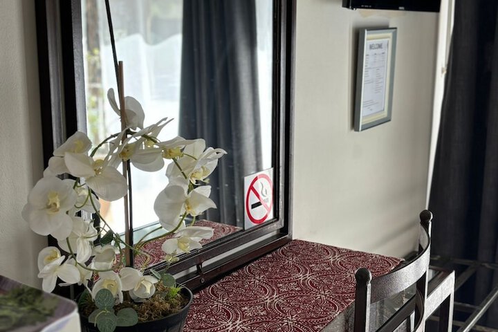 Room 16 of 48