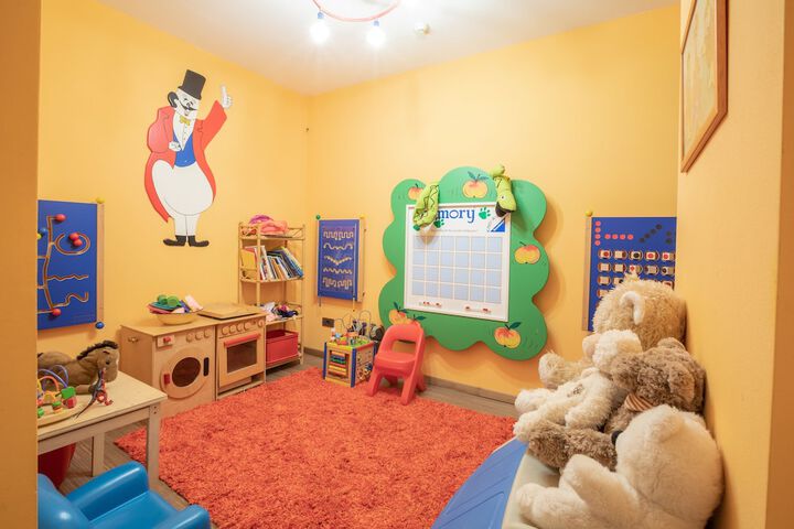 Childrens Activities 86 of 104