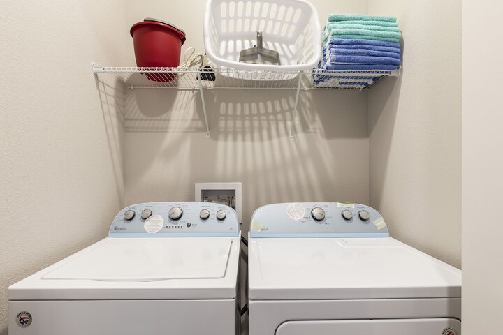 Laundry 40 of 426
