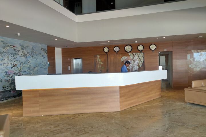 Hotel Interior 4 of 32