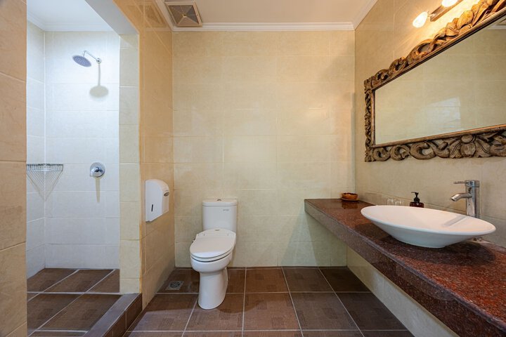 Room 42 of 53