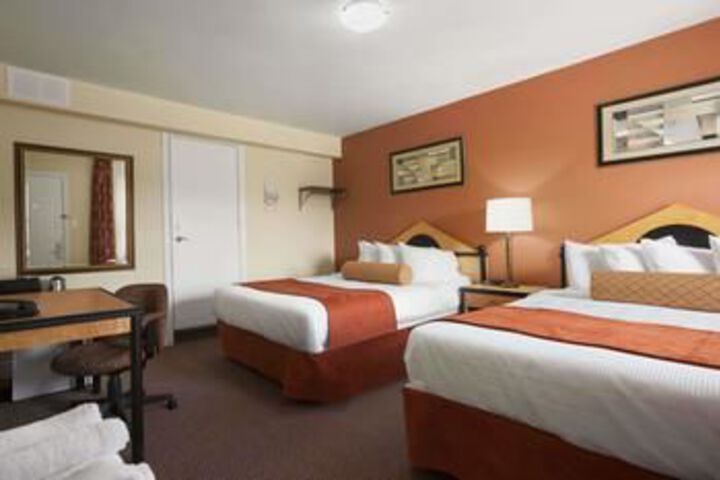 Room 8 of 25