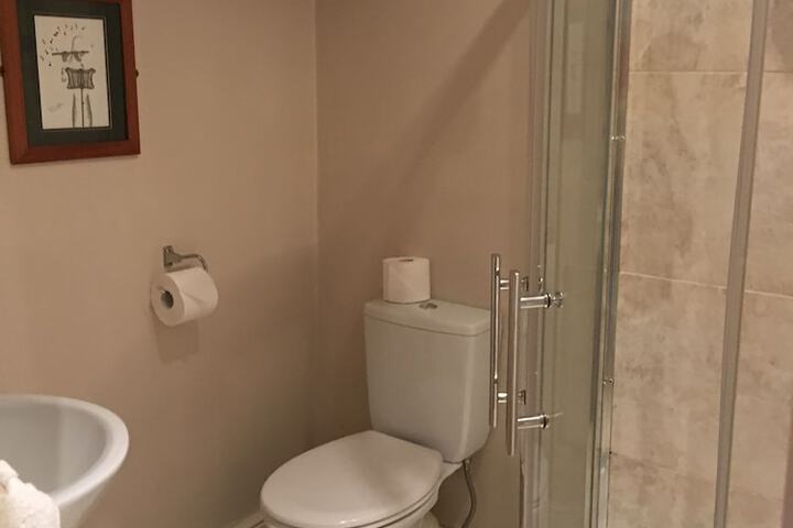 Room 29 of 38
