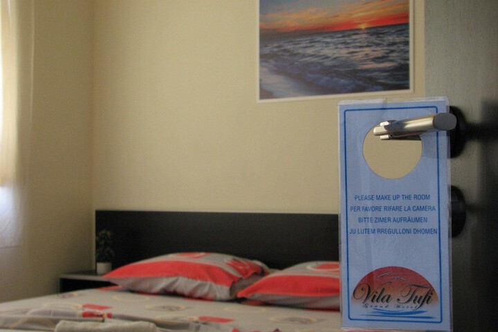 Room 12 of 24