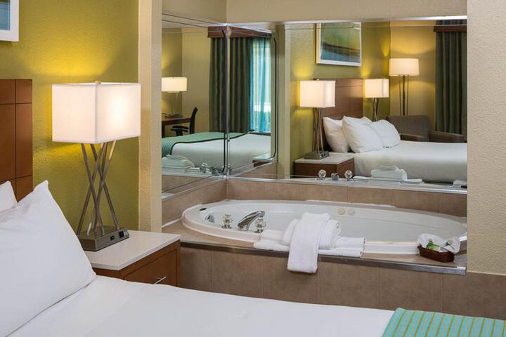 1 King Bed (2 of 2)