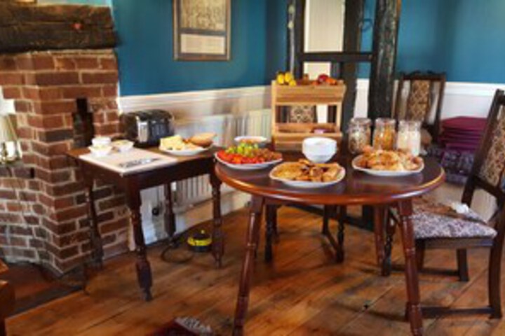 Breakfast/Coffee Service 5 of 10