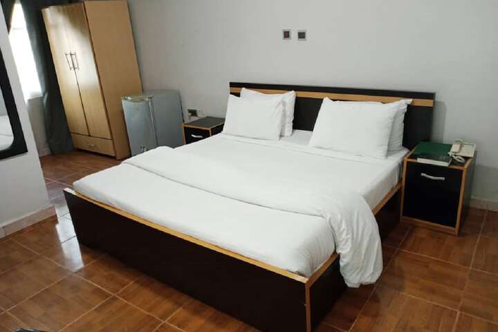 Room 29 of 51