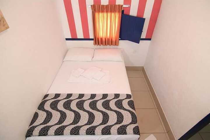 Room 20 of 44