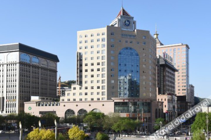 Yanan Tourism Hotel
