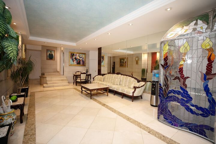 Lobby Photos