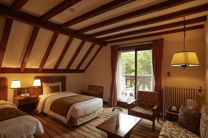 Room 20 of 73