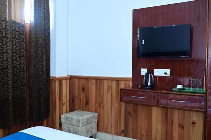 Room 7 of 19