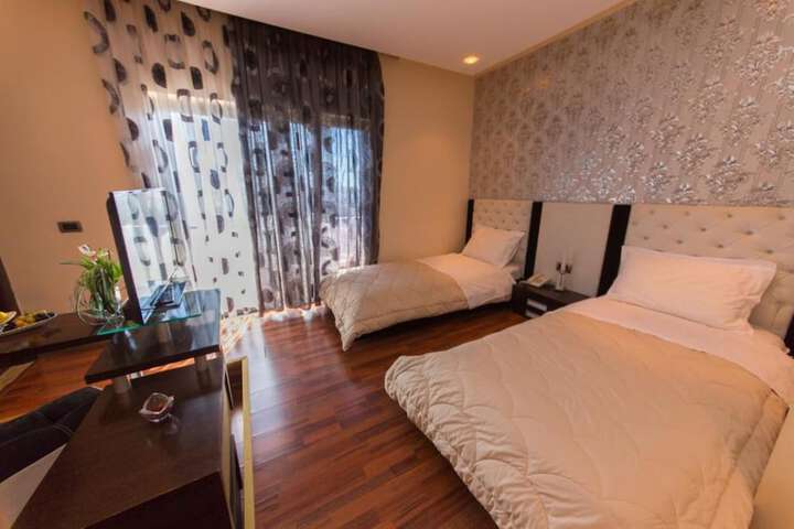 Room 30 of 71