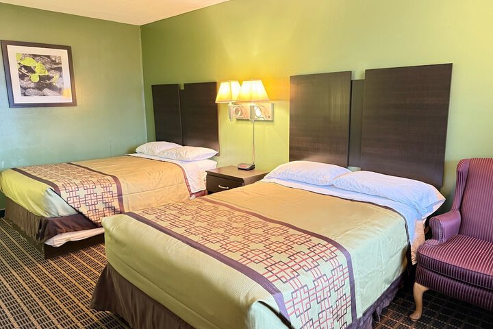Standard Double Room (3 of 24)