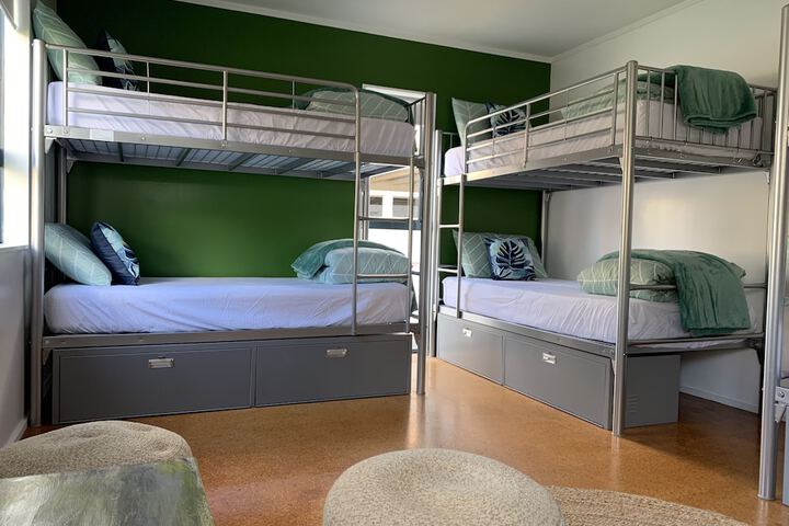 Room 8 of 44