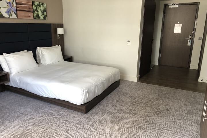 Room 17 of 87