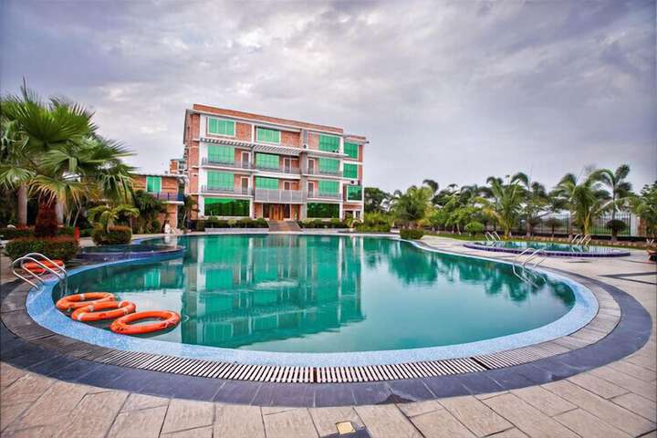 Pool 42 of 62