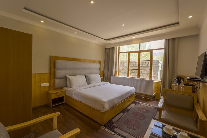 Room 9 of 39