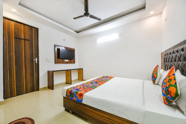 Room 21 of 24