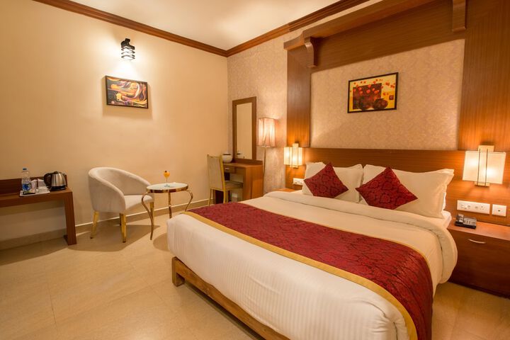 Room 5 of 29