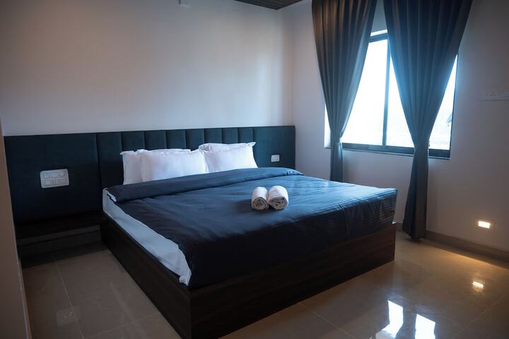 Room 10 of 23
