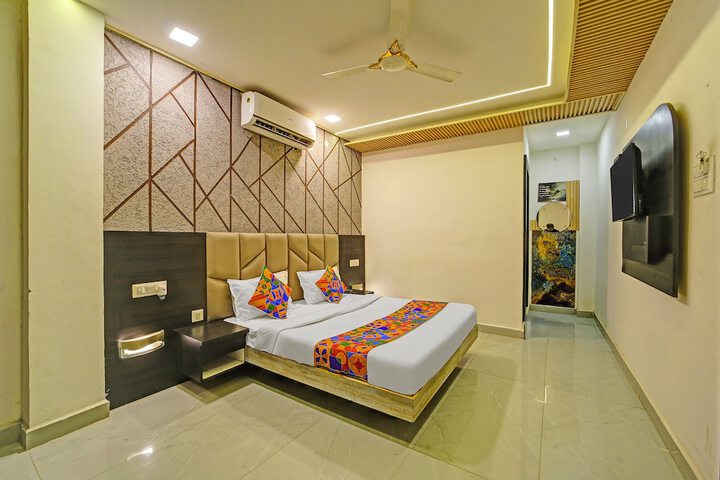 FabHotel Alexa Bhanpur