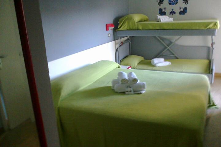 Room 25 of 51