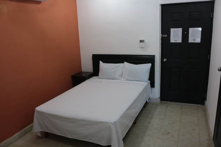 Room 5 of 42
