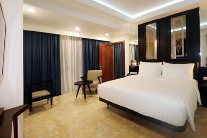 Room 15 of 51
