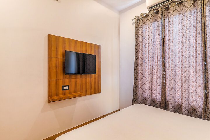 Room 14 of 40