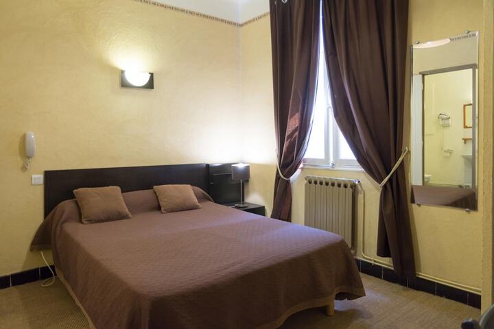 Room 13 of 43