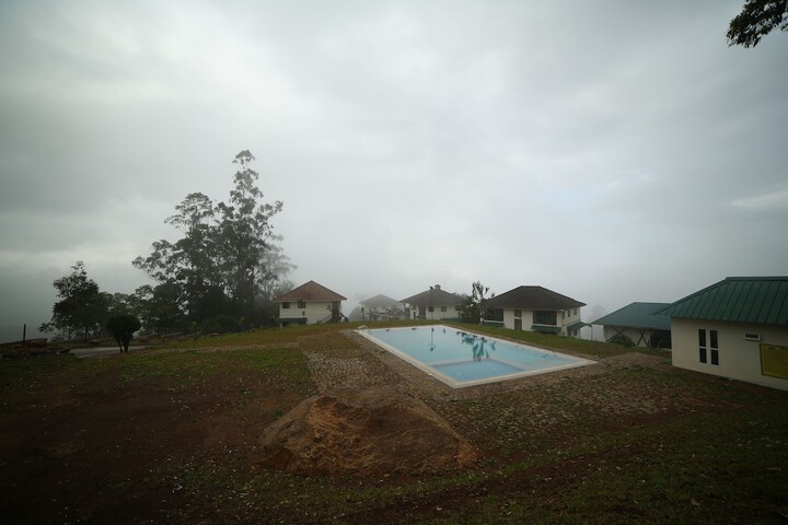 Pool 39 of 68
