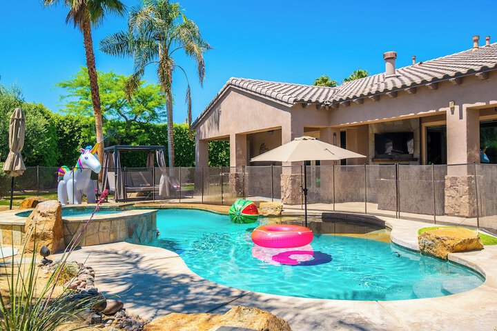 Pool 45 of 57