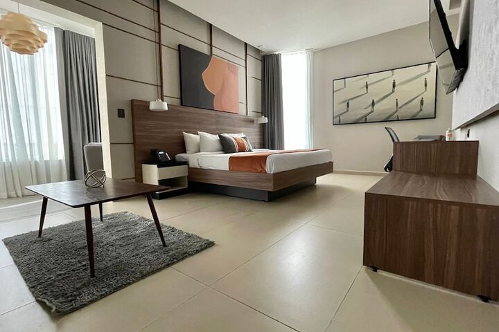 Room 18 of 57