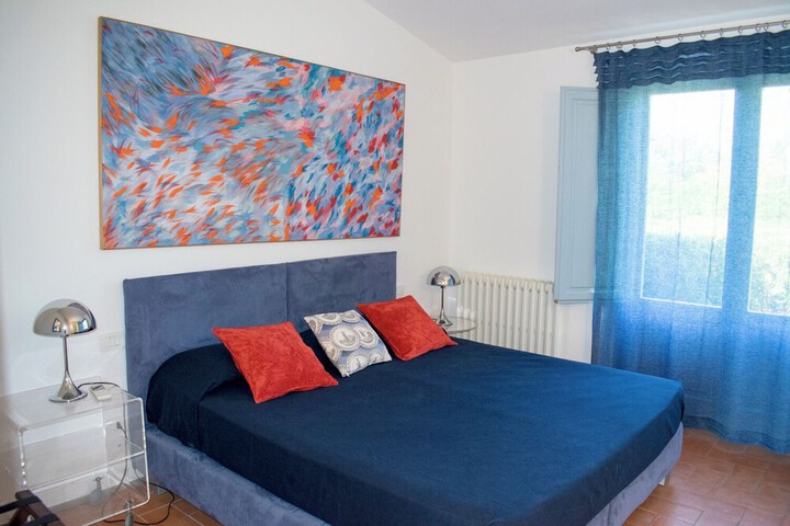 Room 15 of 141